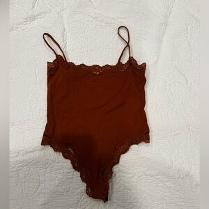 NWOT SKIMS Fits Everybody Lace Cami Bodysuit